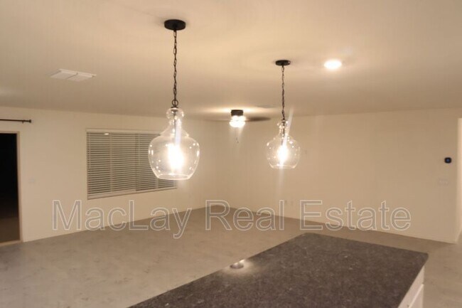 Building Photo - 2783 N Mulberry Pl