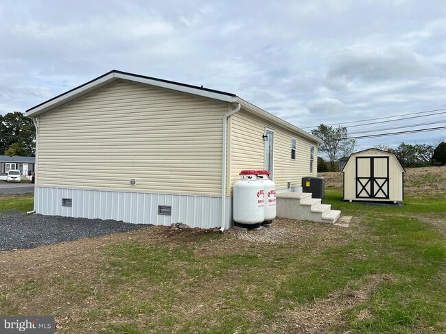 Building Photo - 53 Dugan Ct