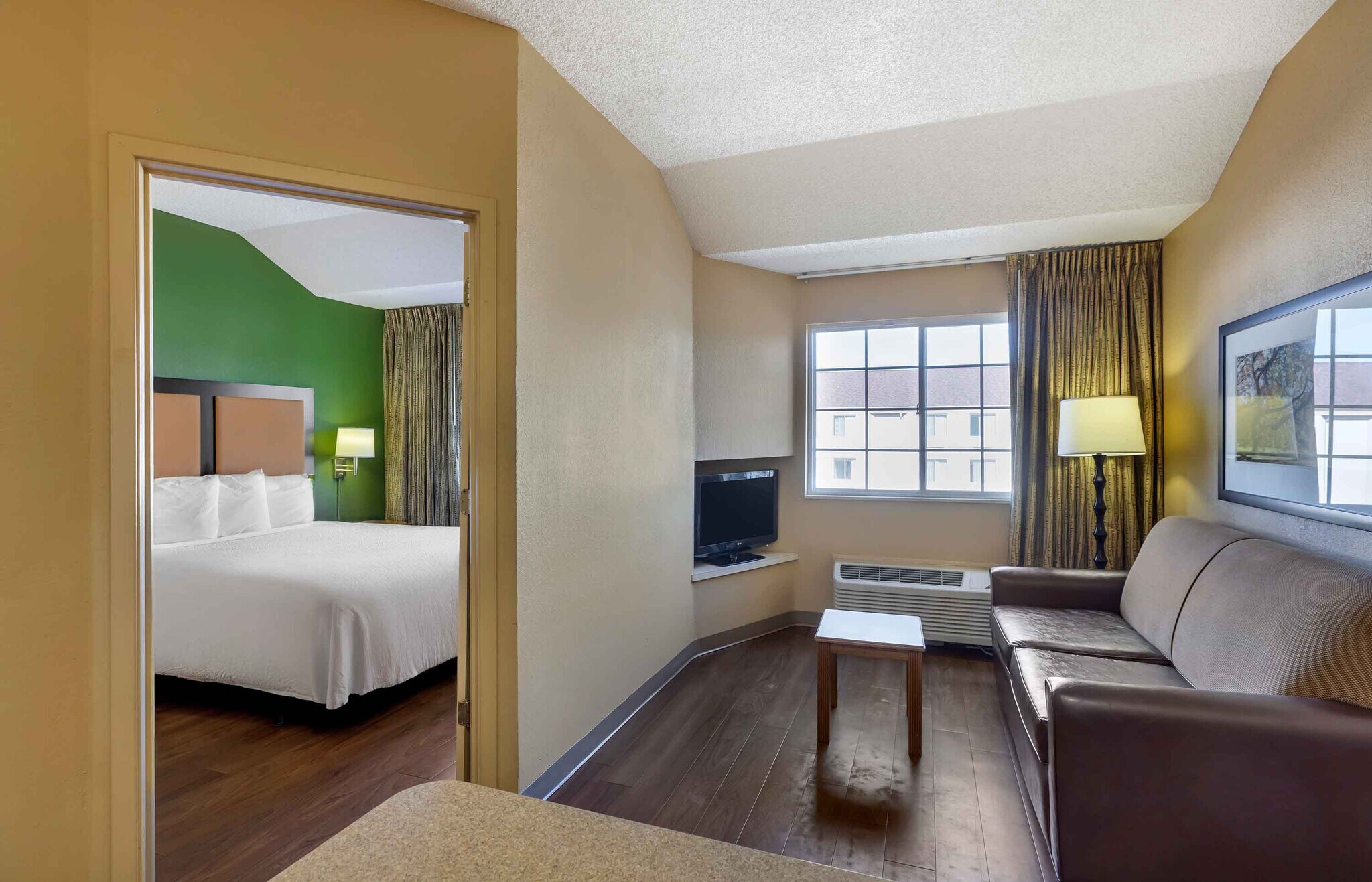 Building Photo - Furnished Studio-Denver-Tech Center South-...