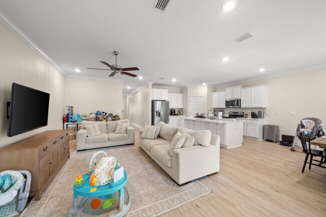 Building Photo - 93 Eagles Nest Dr