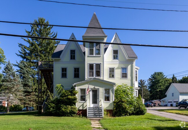 Building Photo - 135 Whipple Rd