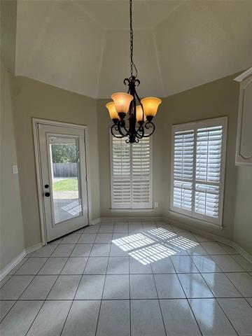 Building Photo - 3006 Upland Dr