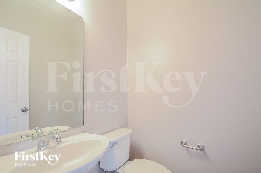 Building Photo - 4037 Mantua Way