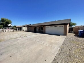Building Photo - 4213 W Northview Ave