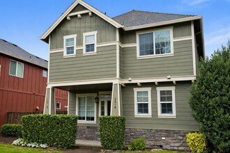 Building Photo - Modern 3 Bedroom, 2.5 Bath Home in Hillsboro with Granite Countertops and 2 Car Garage!