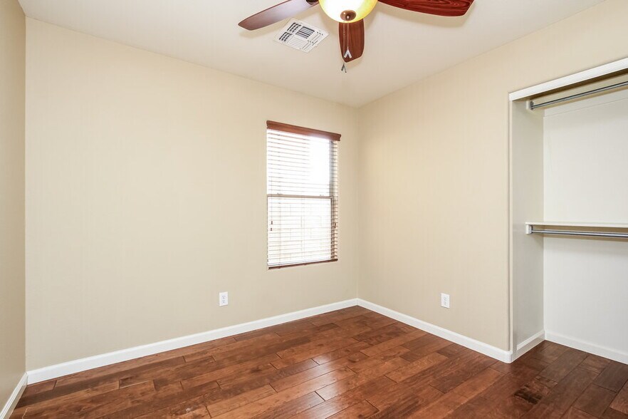 Building Photo - 2515 W Gambit Trail