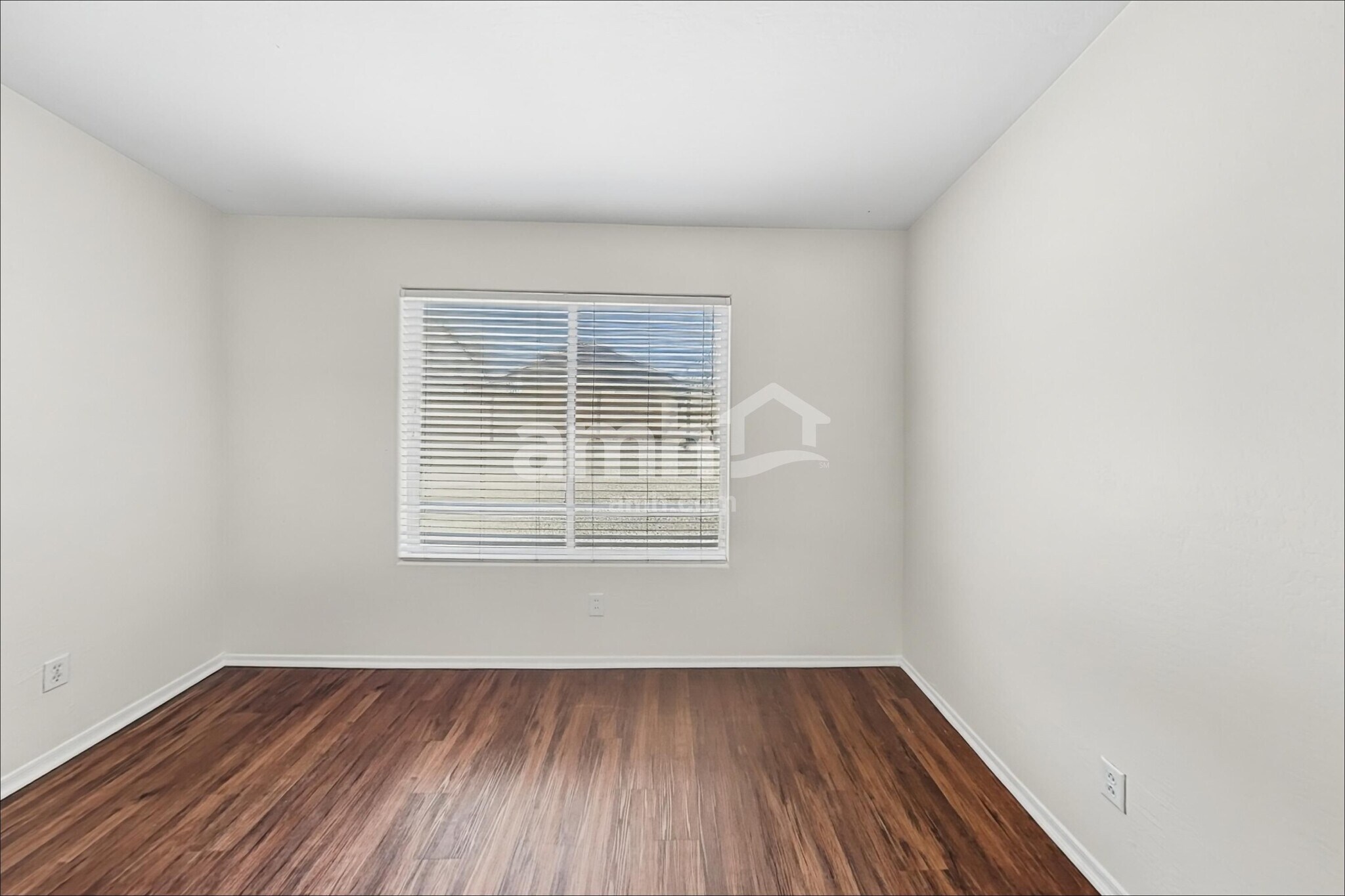 Building Photo - 16776 W Mesquite Dr