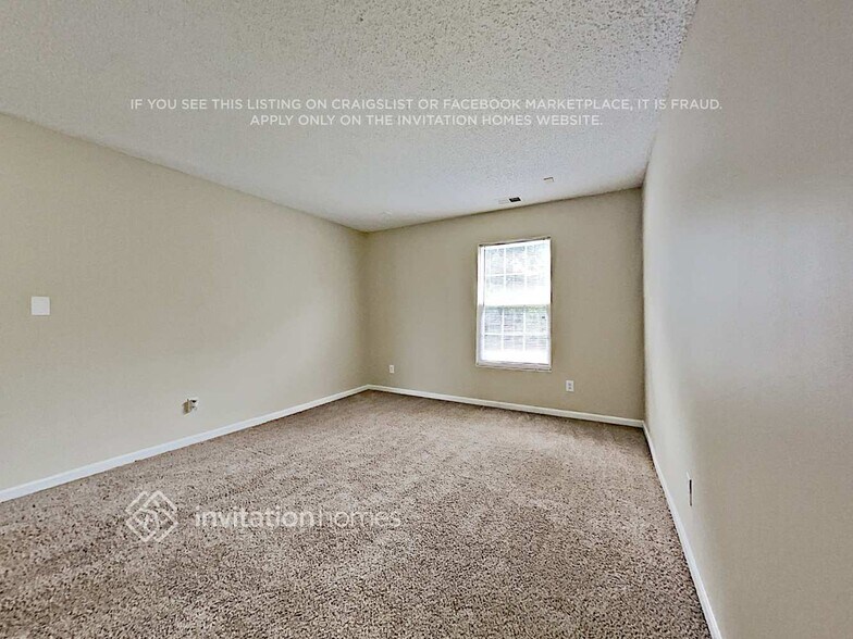 Building Photo - 8930 Hedge Maple Rd