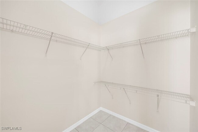 Building Photo - 15015 Savannah Dr