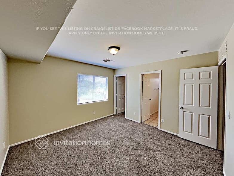 Building Photo - 6525 W Riva Rd