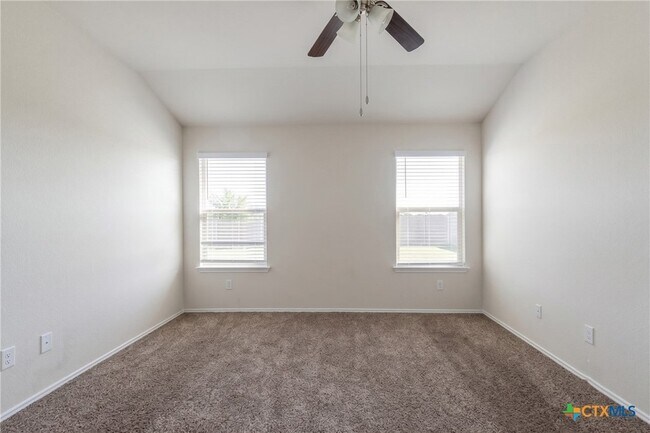 Building Photo - 2044 Wigeon Wy