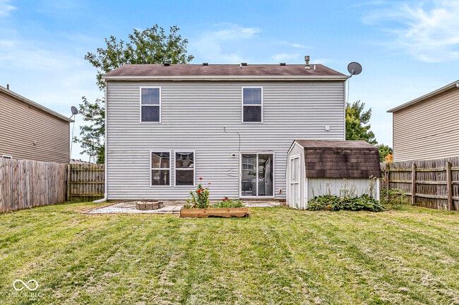 Building Photo - 7928 States Bend Dr