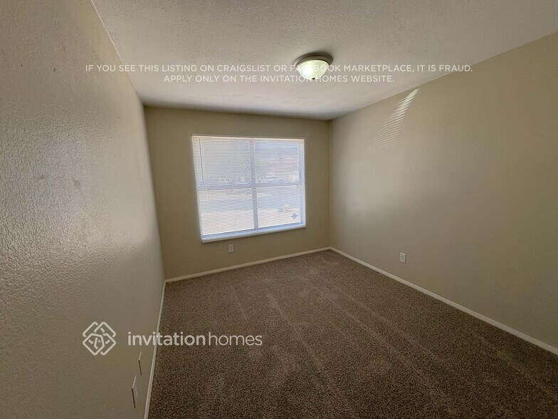 Building Photo - 4545 N 67th Ave
