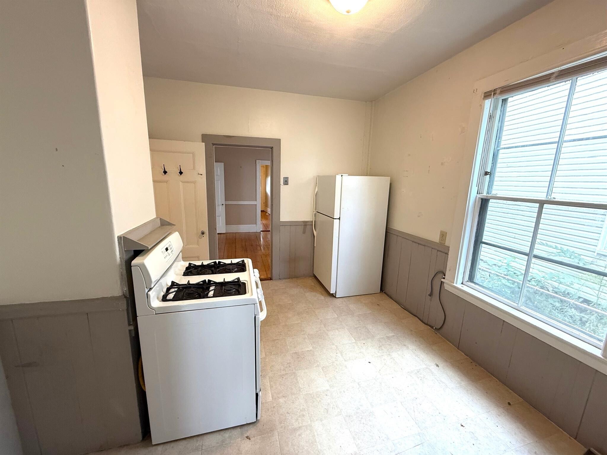 Building Photo - 55 Rindge Ave