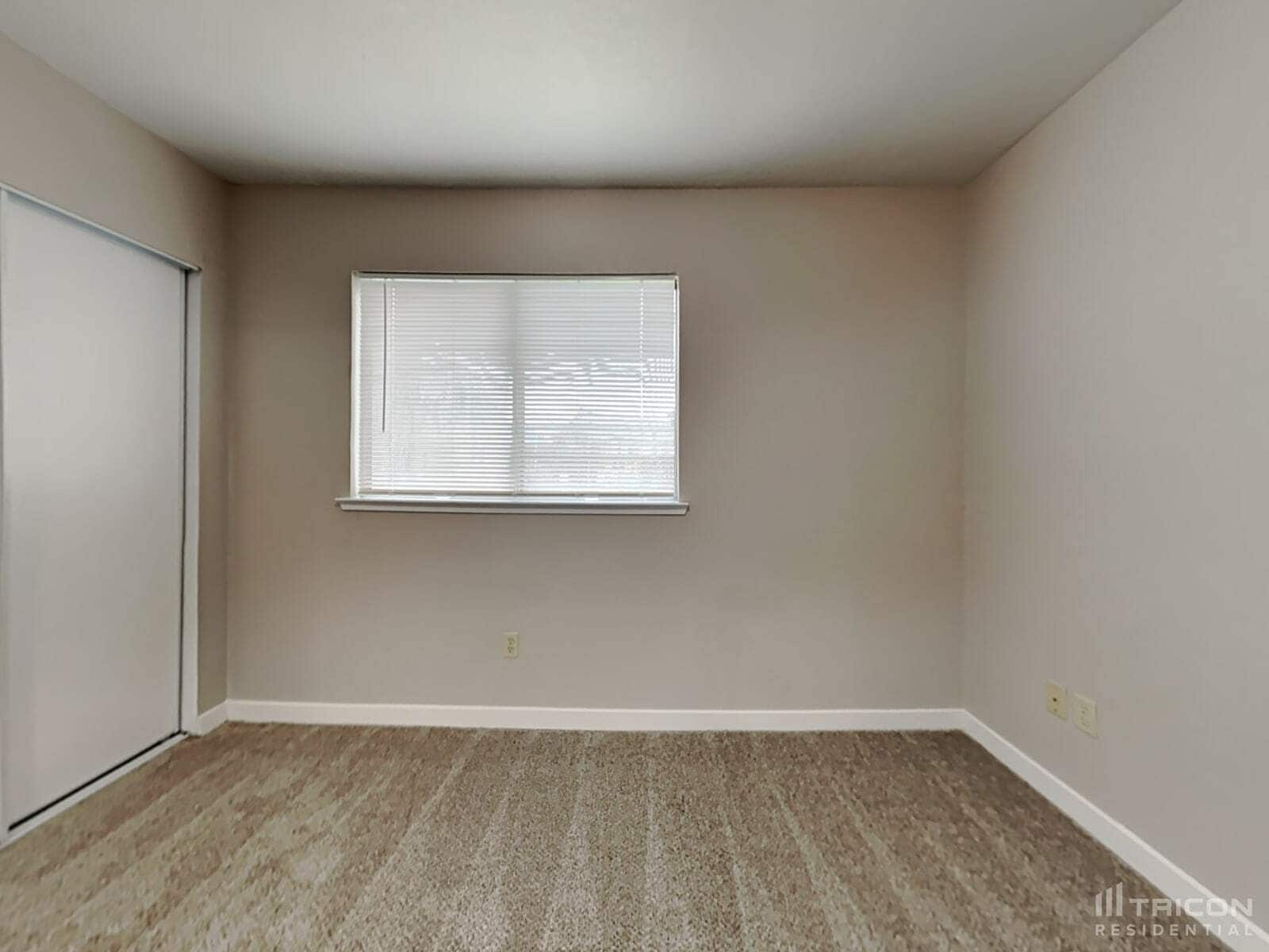 Building Photo - 601 Jeelu Way
