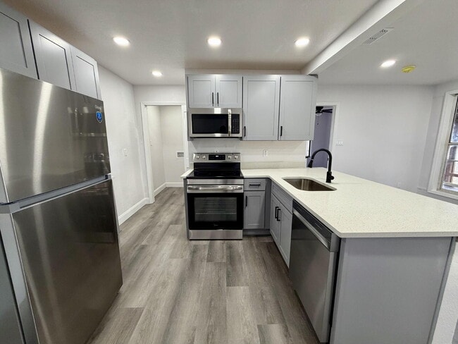 Building Photo - Peaceful Elevated Villa Near the Lake – Fully Renovated | $2,200/month