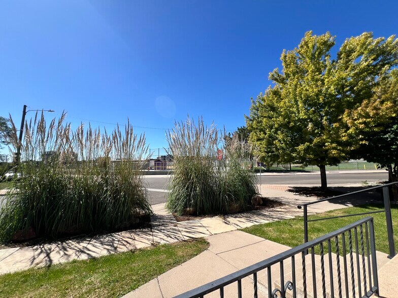 Building Photo - 2615 W Caithness Pl