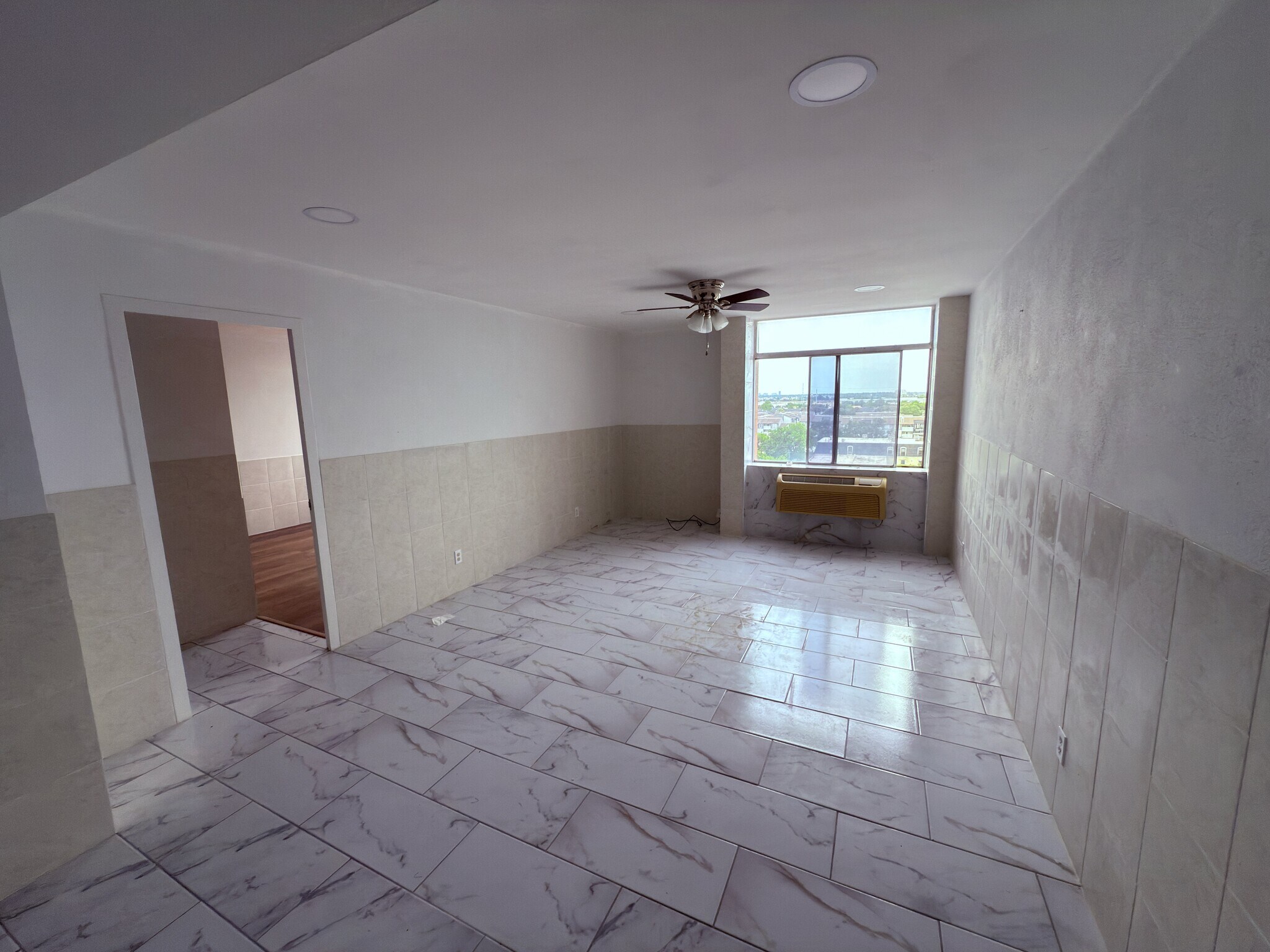 Building Photo - 7520 Hornwood Dr