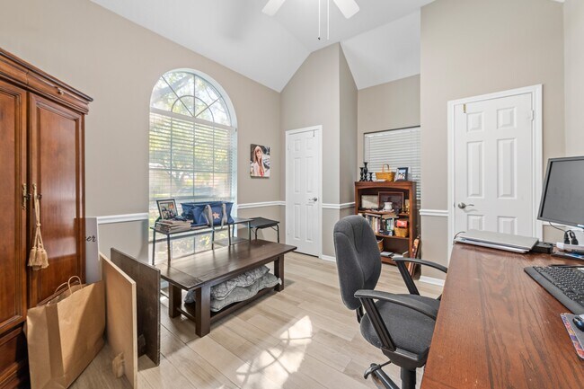 Building Photo - 1514 Pecan Crossing Dr