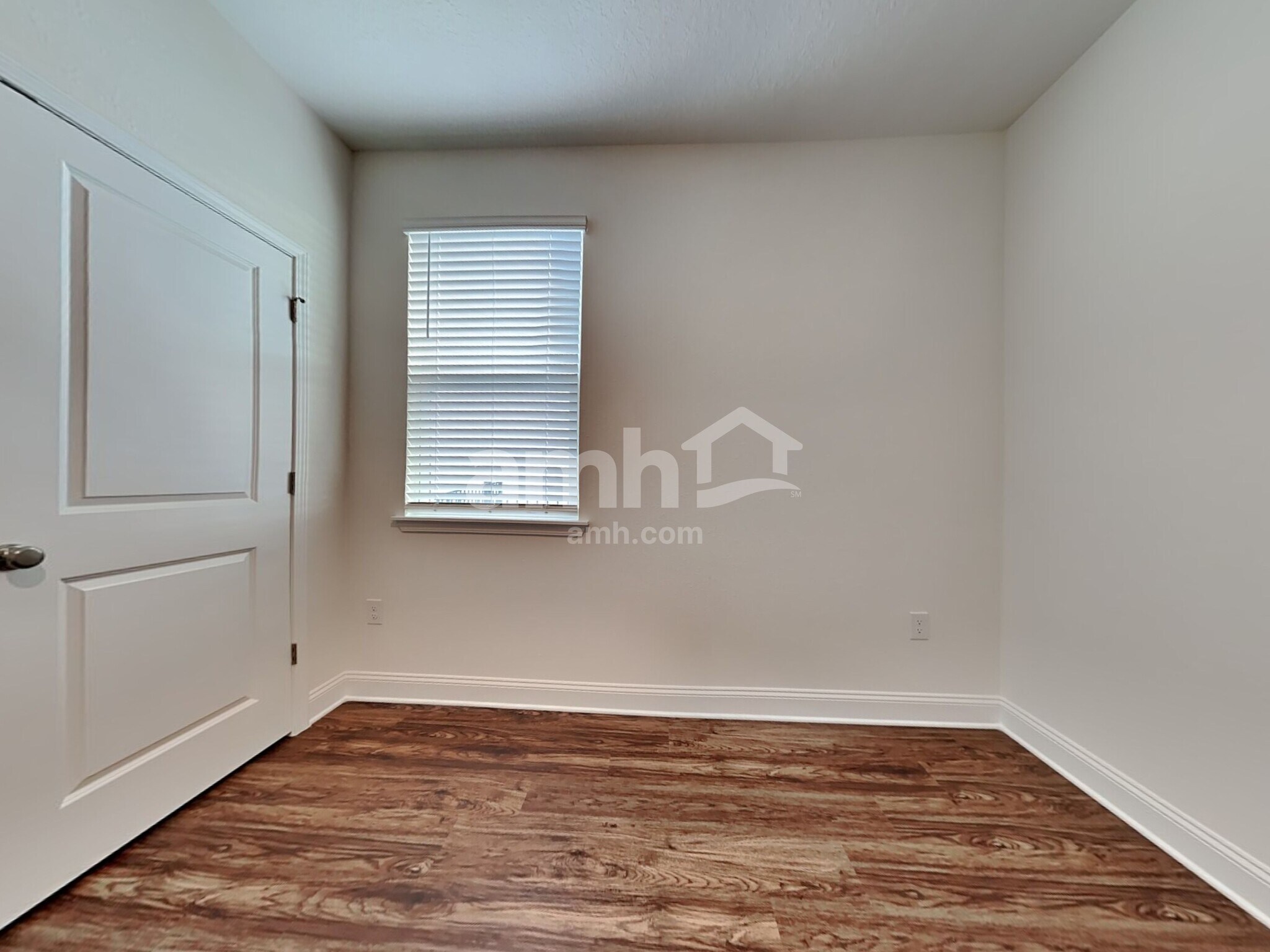 Building Photo - 359 Onate Cir