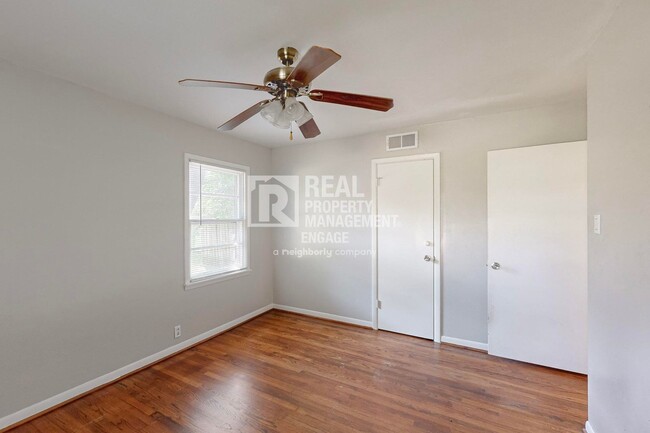 Building Photo - 3 bedroom Single Story Home for Rent in Sh...