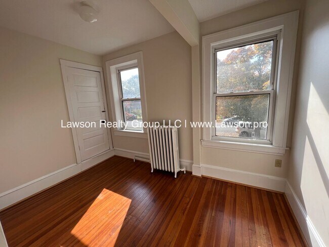 Building Photo - 1625 Westover Ave SW