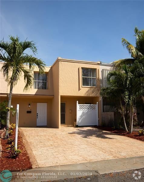 Building Photo - 316 Sunshine Dr
