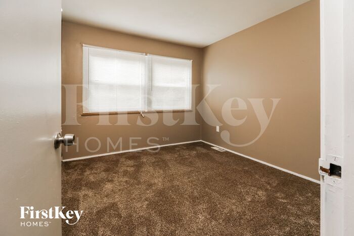 Building Photo - 665 Pimlico Dr