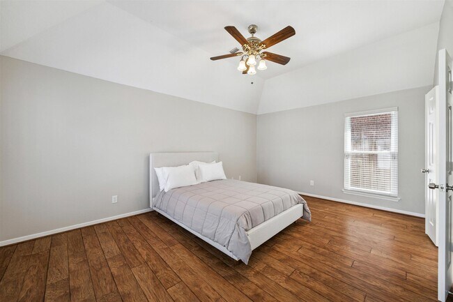 Building Photo - 18214 Olive Tree Ct