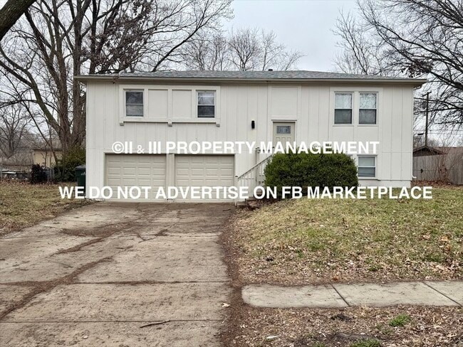 Building Photo - 816 S Montclaire Dr