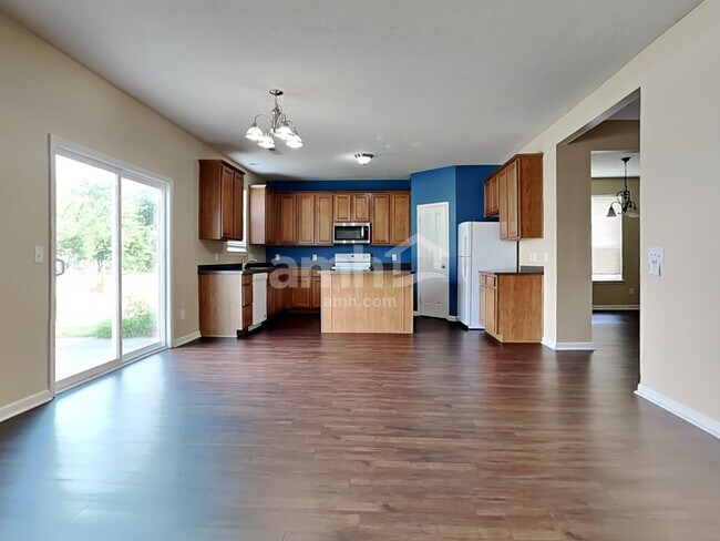 Building Photo - 1559 Lavender Ln