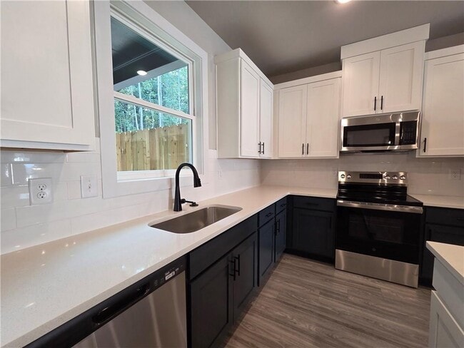 Building Photo - 6 Rock Pk Wy