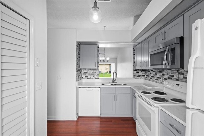 Building Photo - 3125 Sandy Shore Ln