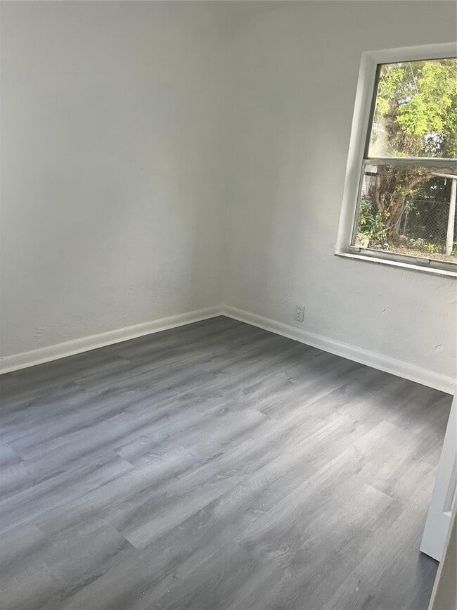 Building Photo - 1996 Rutland St