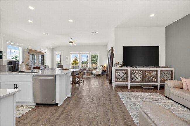 Building Photo - 3522 Gore Creek Dr