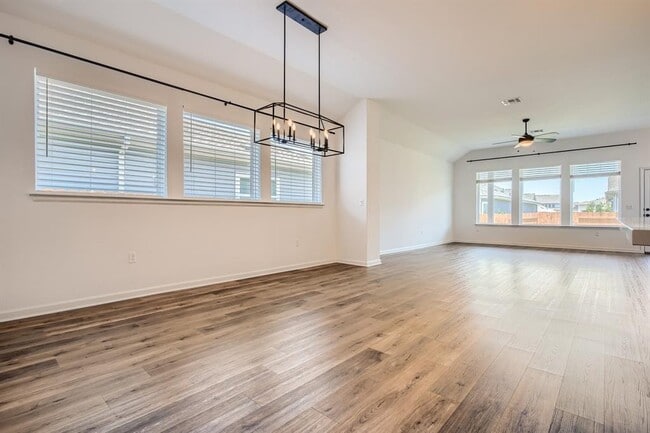 Building Photo - 7904 Gilwice Ln