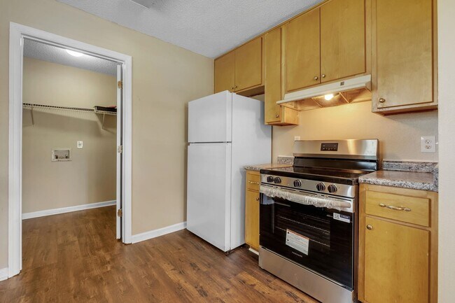 Building Photo - 726 Wies St
