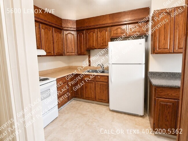 Building Photo - 5600 Lenox Ave