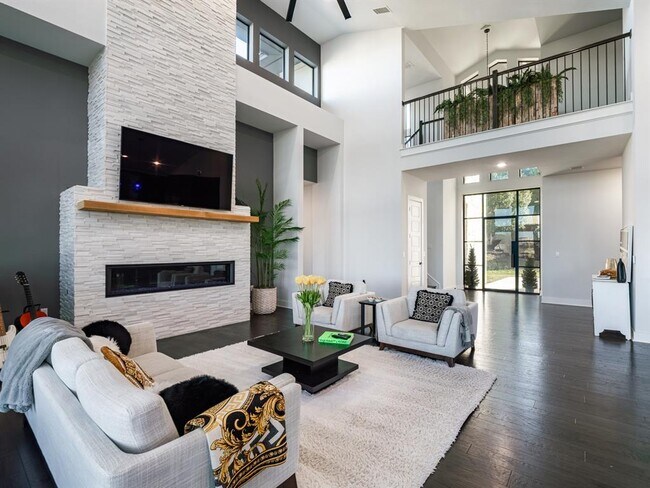 Building Photo - 14900 Copper Ridge Ln