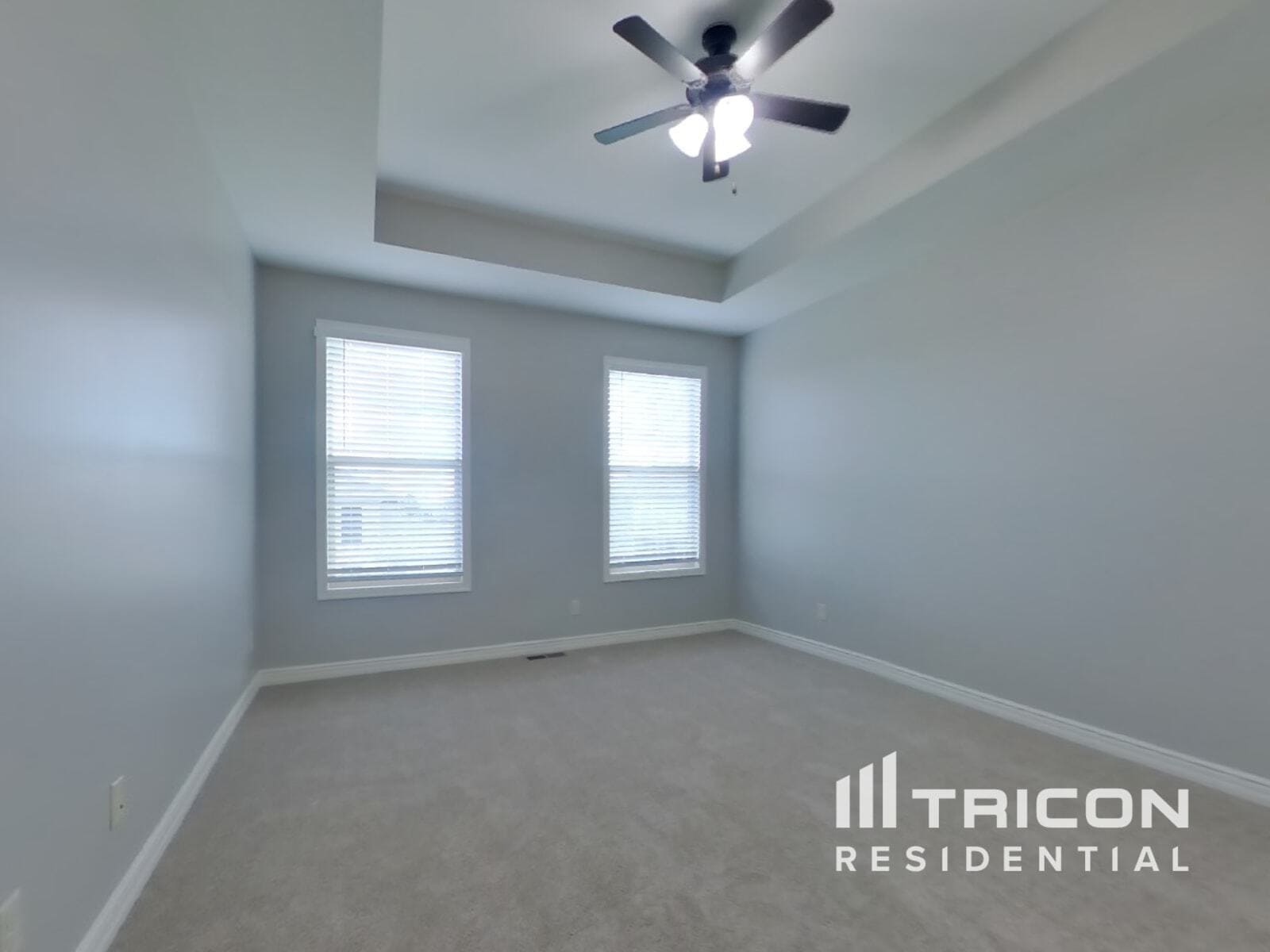 Building Photo - 1029 NE Copperwood Dr