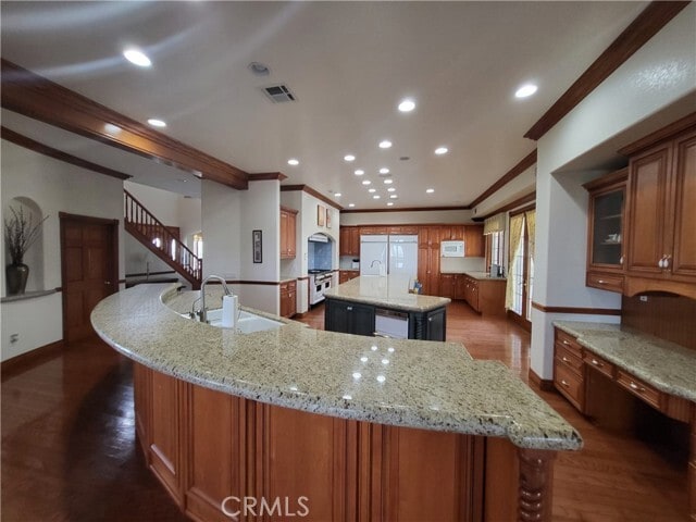 Building Photo - 27350 Cypress St