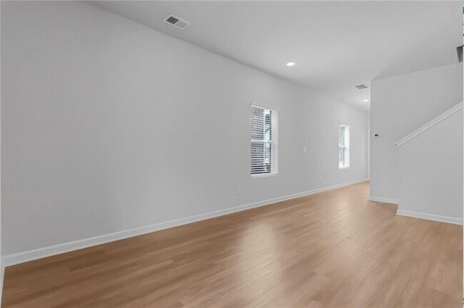 Building Photo - 144 Belldown Ct
