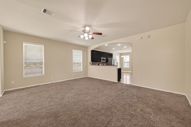 Building Photo - 1251 S Maple Dr