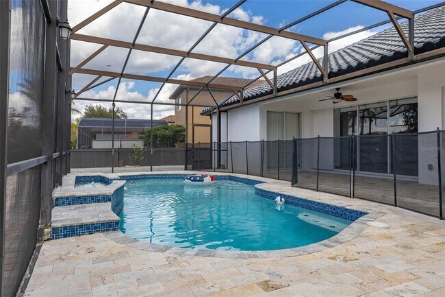 Building Photo - 9484 Walnut Crest Dr