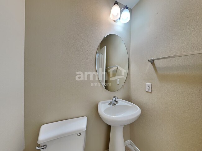 Building Photo - 7208 Rolling Shore Ct