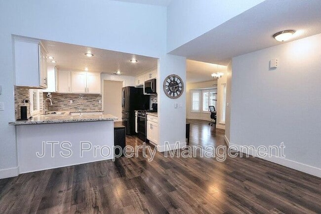 Building Photo - 5248 Phoenix Ridge Pl
