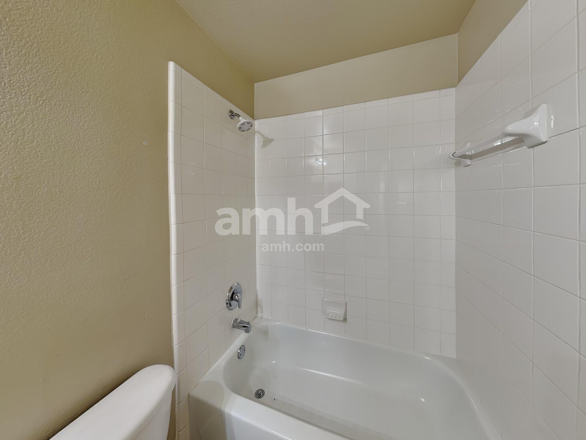 Building Photo - 3917 Cane River Rd