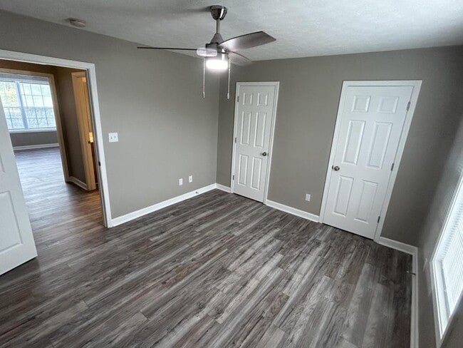 Building Photo - 125 Bon Aire Ave