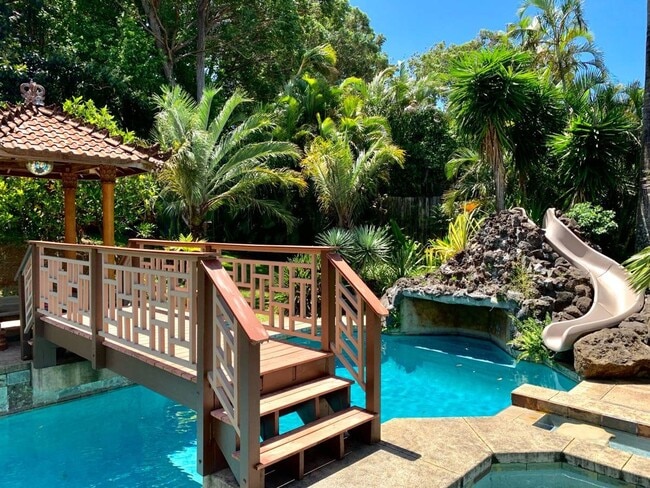 Building Photo - Spacious Haiku Home w/ Pool, Hot Tub, Lofts, Lanais, Ocean & Jungle Views