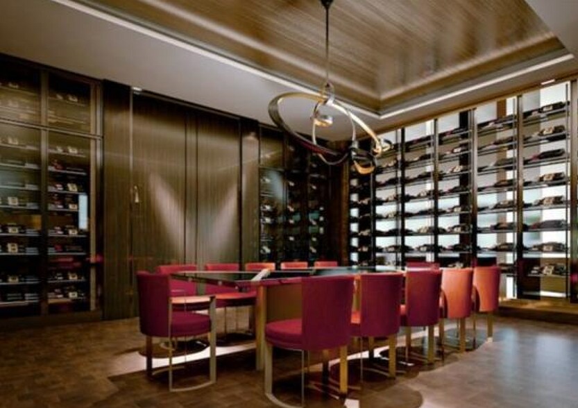 Building Photo - 8701 Collins Ave